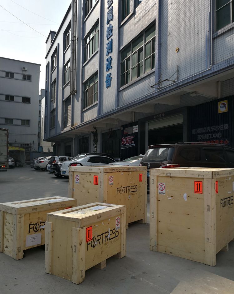 加拿大金檢機木箱收發(fā)貨1.jpg